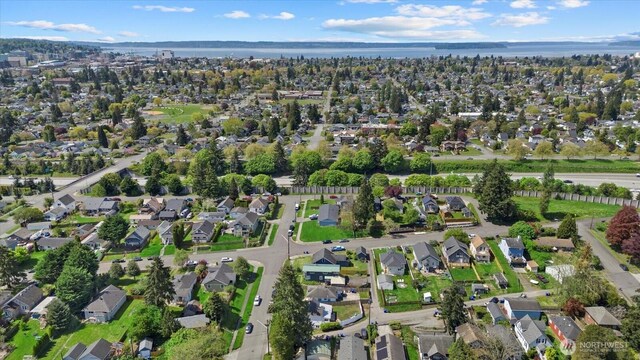 bird's eye view with a residential view