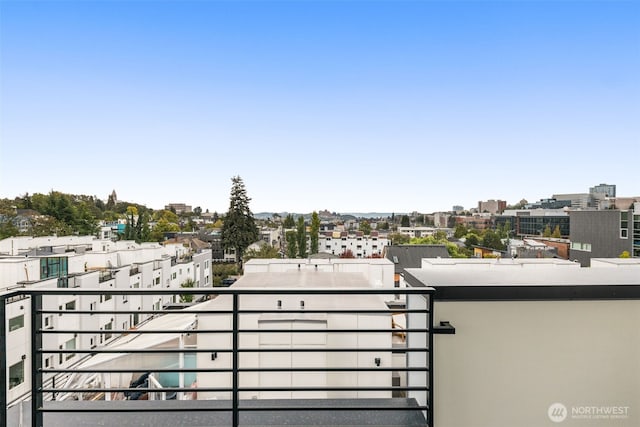 1124C 13th Ave, Seattle, WA 98122 - view of balcony