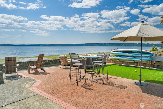 3122 SW 172nd St, Burien, WA 98166 - view of patio with a water view