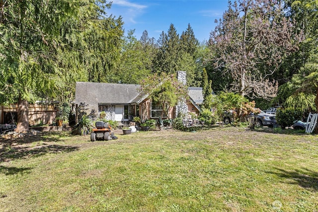 view of yard featuring fence