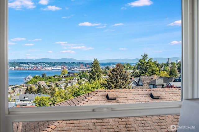 3012 N 30th St, Tacoma, WA 98407 - exterior space featuring a water view