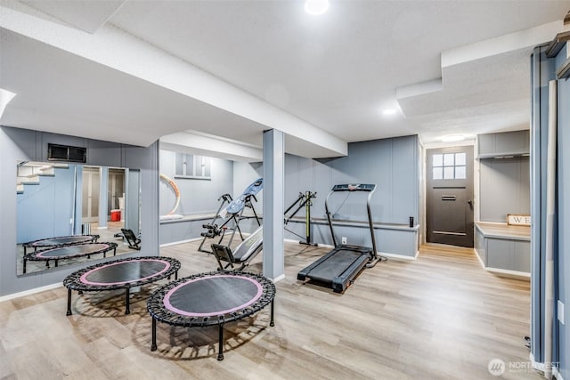 3012 N 30th St, Tacoma, WA 98407 - exercise area with visible vents, light wood finished floors, and baseboards