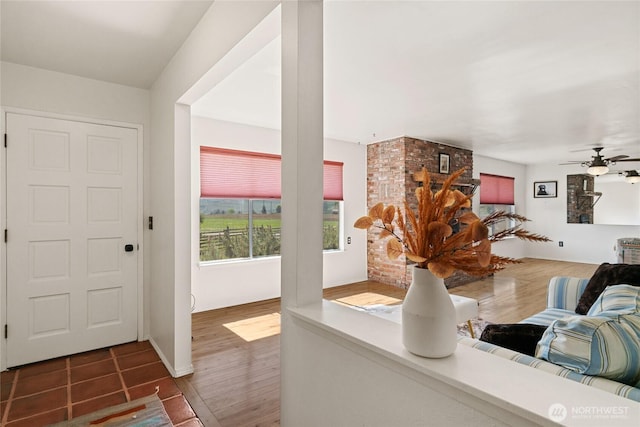177 Salmon Creek Rd, Okanogan, WA 98840 - entryway with ceiling fan