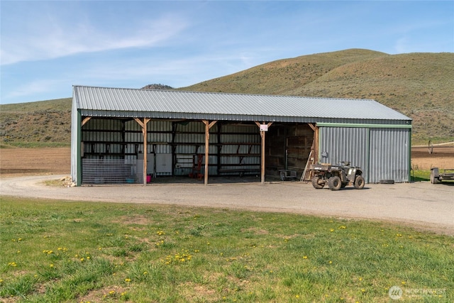 177 Salmon Creek Rd, Okanogan, WA 98840 - view of pole building featuring a mountain view