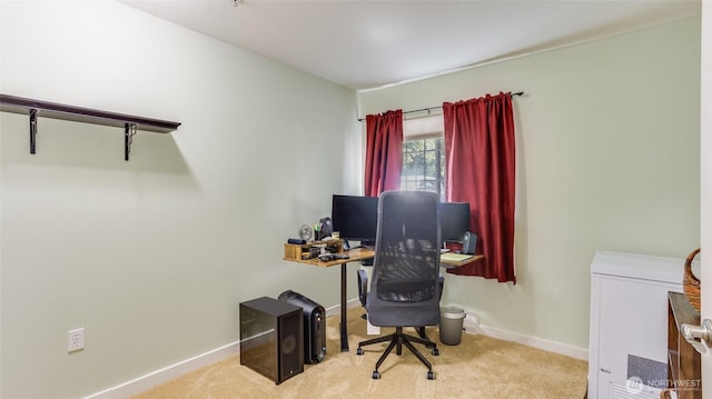 25025 SE Klahanie Blvd Unit L104, Sammamish, WA 98029 - carpeted office with baseboards