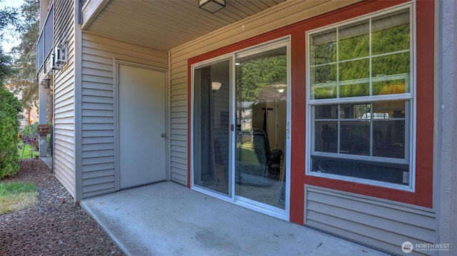 25025 SE Klahanie Blvd Unit L104, Sammamish, WA 98029 - entrance to property featuring a patio