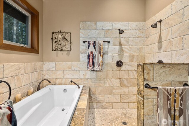 1570 Skull Springs Rd, Cle Elum, WA 98922 - bathroom with tiled shower and a bath
