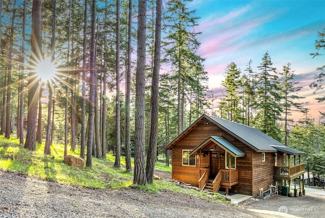 1570 Skull Springs Rd, Cle Elum, WA 98922 - chalet / cabin featuring cooling unit