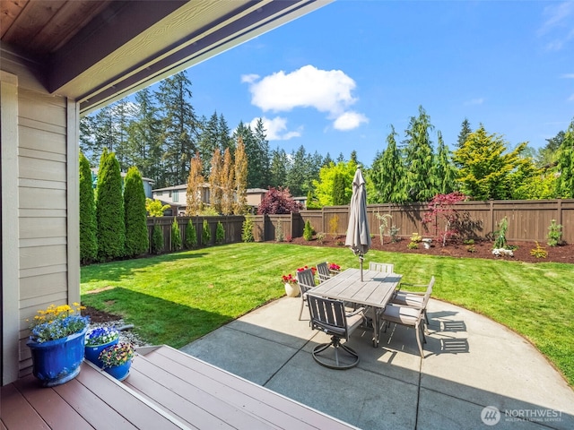 6588 Serenity Loop, Gig Harbor, WA 98335 - view of patio with outdoor dining space
