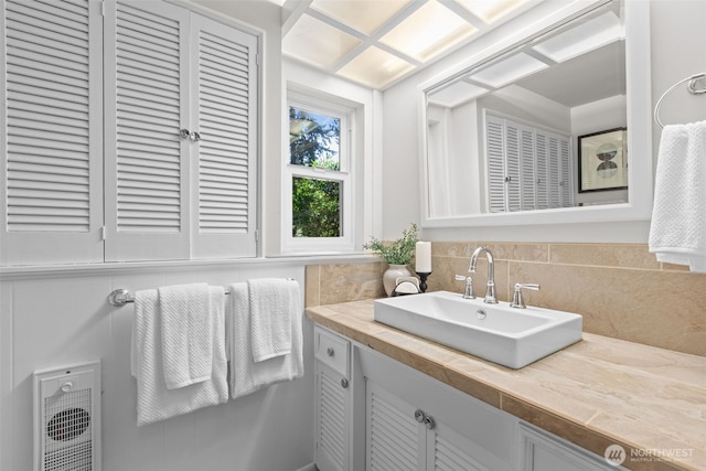 18265 47th Pl NE, Lake Forest Park, WA 98155 - bathroom featuring vanity