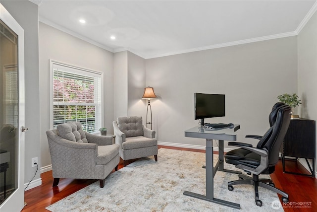 46707 SE 156th Pl, North Bend, WA 98045 - office area featuring wood finished floors, crown molding, baseboards, and recessed lighting