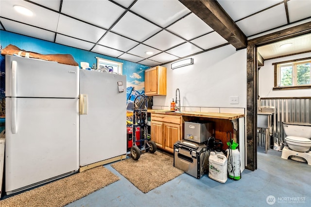 104 Ridge View Dr, Randle, WA 98377 - miscellaneous room featuring concrete flooring, a sink, and recessed lighting