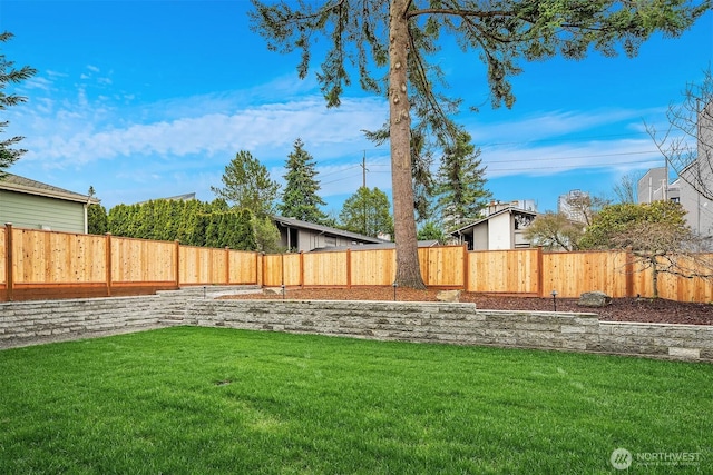 422 98th Ave NE, Bellevue, WA 98004 - view of yard with a fenced backyard