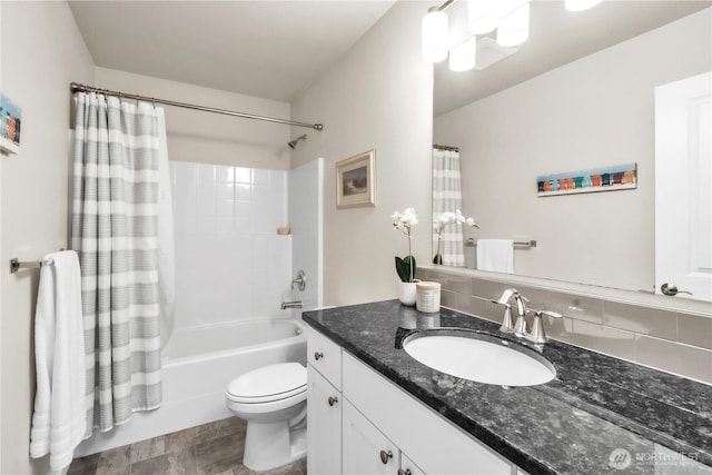 464 Dolphin Ave NE, Ocean Shores, WA 98569 - bathroom featuring backsplash, shower / bath combination with curtain, wood finished floors, vanity, and toilet
