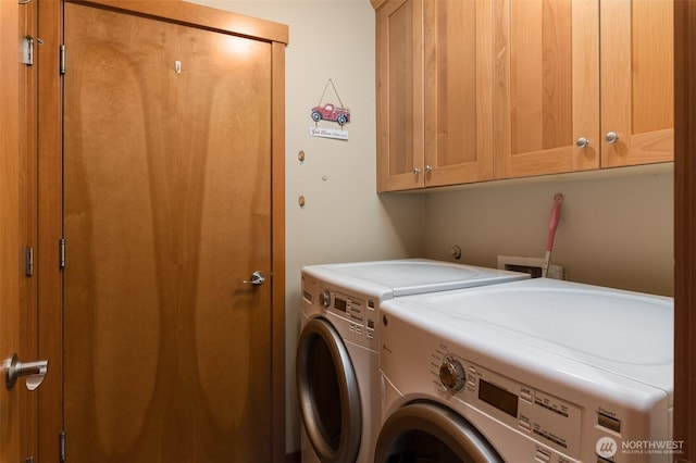 1630 Aaron Dr, Lynden, WA 98264 - laundry room featuring washer and clothes dryer and cabinet space