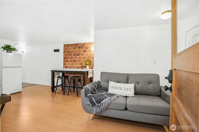 10515 NE 189th St, Bothell, WA 98011 - living room featuring wood finished floors and baseboards