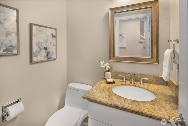 11616 NE 67th St, Kirkland, WA 98033 - half bath featuring vanity and toilet