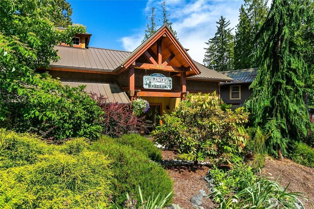 990 S Lake Whatcom Blvd Unit 9, Sedro Woolley, WA 98284 - view of front of home featuring a standing seam roof and metal roof