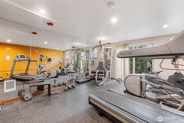 412 11th Ave, Seattle, WA 98122 - exercise room featuring recessed lighting