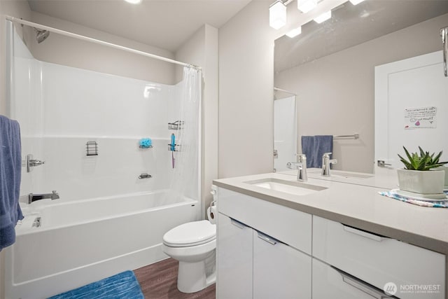4818 Springside St, Bellingham, WA 98226 - bathroom featuring vanity, shower / bath combo with shower curtain, and wood finished floors
