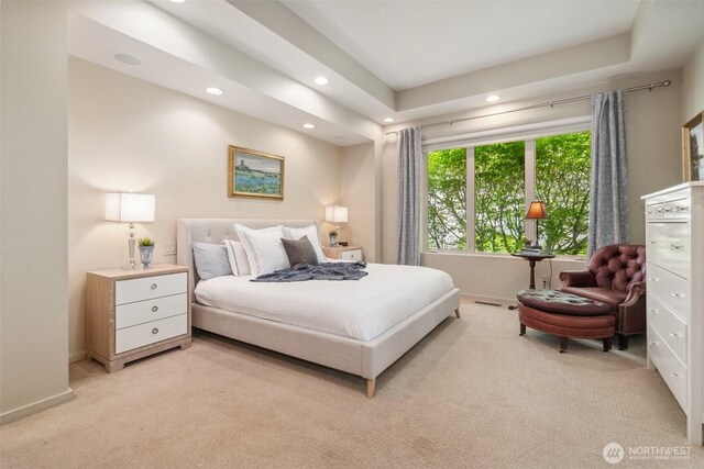 bedroom featuring recessed lighting, baseboards, and light colored carpet