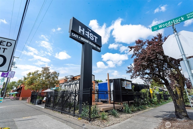 exterior space featuring fence