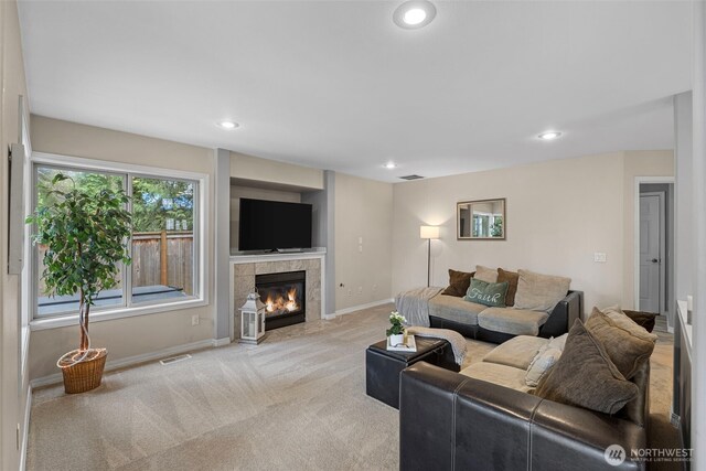 6211 116th Ave NE, Kirkland, WA 98033 - carpeted living area with baseboards, a fireplace, and recessed lighting