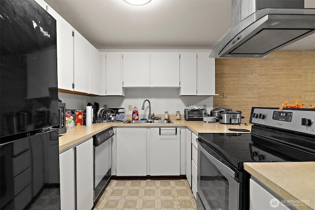 4008 S 158th St Unit J, Tukwila, WA 98188 - kitchen featuring dishwashing machine, a sink, freestanding refrigerator, stainless steel electric range, and extractor fan