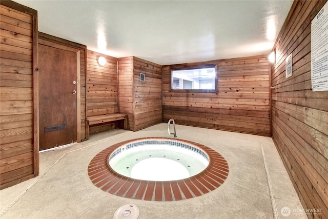 12429 NE 130th Ct Unit G201, Kirkland, WA 98034 - bathroom with wood walls