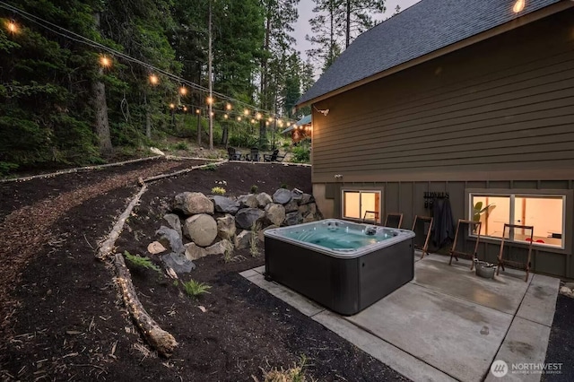 41 Hawkeye, Ronald, WA 98940 - view of patio / terrace featuring a hot tub