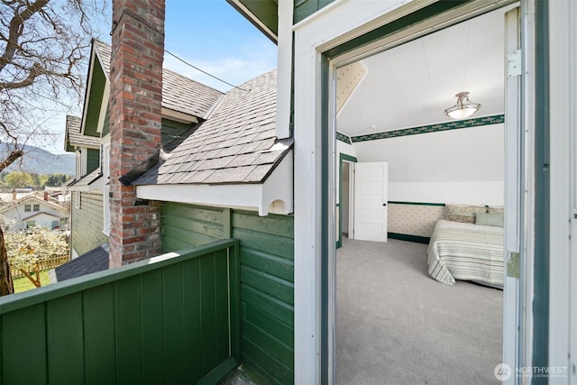 209 W 3rd St, Cle Elum, WA 98922 - exterior space with roof with shingles and a chimney