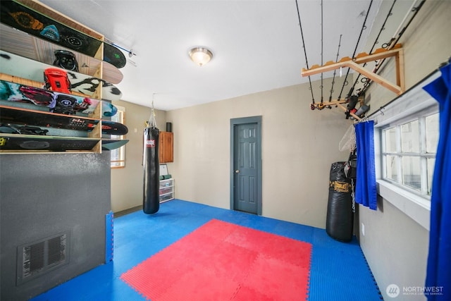 209 W 3rd St, Cle Elum, WA 98922 - interior space with visible vents