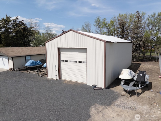 view of detached garage