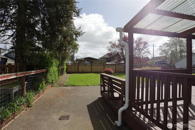 422 Chenault Ave, Hoquiam, WA 98550 - view of patio featuring a fenced backyard and a pergola