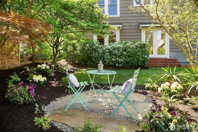 view of yard featuring entry steps