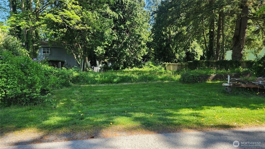 8230 Beachway Dr, Blaine, WA 98230 - photo 1