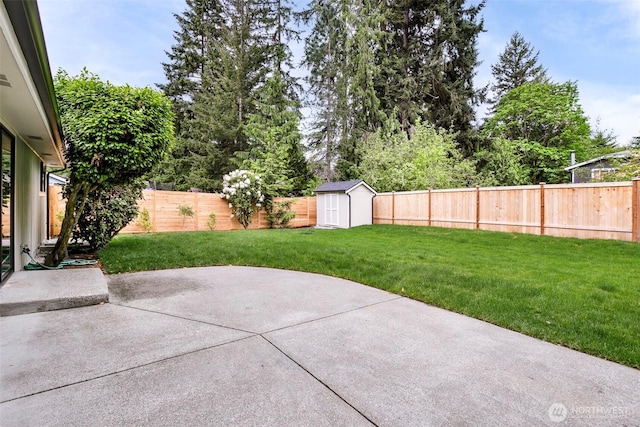 18733 50th Ave NE, Lake Forest Park, WA 98155 - view of patio featuring a storage unit and an outdoor structure