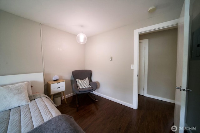 34012 1st Pl S # J, Federal Way, WA 98003 - living area with baseboards and wood finished floors