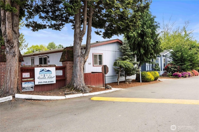15713 81st St E Unit 135, Puyallup, WA 98372 - view of front of home featuring uncovered parking
