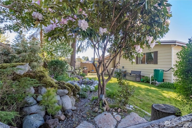 view of yard featuring fence
