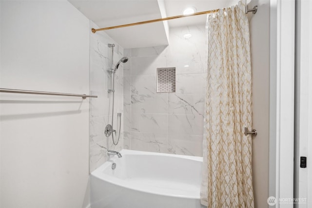 6409 NW 202nd Cir, Ridgefield, WA 98642 - full bathroom with shower / bathtub combination with curtain