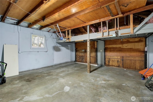 below grade area with a garage