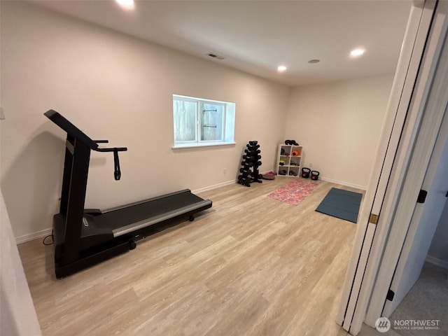 4275 W Eaglerock Dr, Wenatchee, WA 98801 - exercise room with wood finished floors, recessed lighting, and baseboards