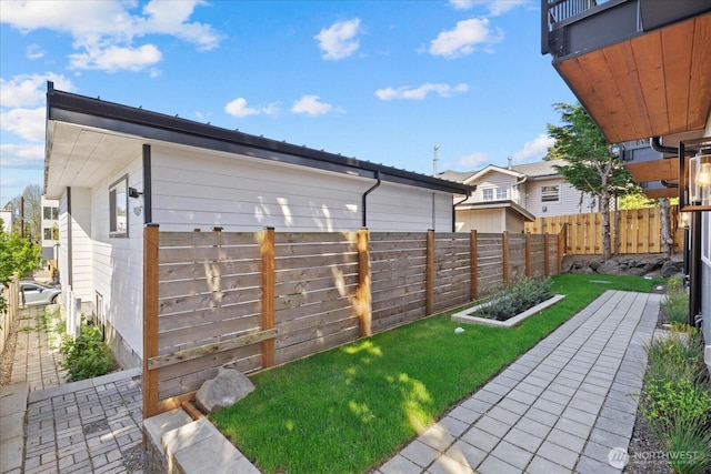 6032 42nd Ave SW Unit A, Seattle, WA 98136 - view of yard featuring a fenced backyard