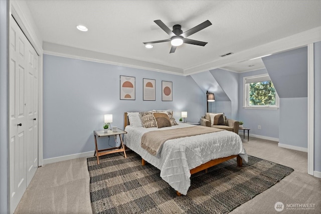 bedroom featuring carpet floors, baseboards, ceiling fan, recessed lighting, and a closet