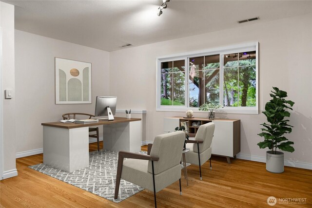 25043 SE Mirrormont Blvd, Issaquah, WA 98027 - photo 24