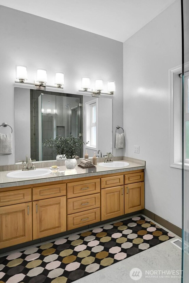 25043 SE Mirrormont Blvd, Issaquah, WA 98027 - photo 17
