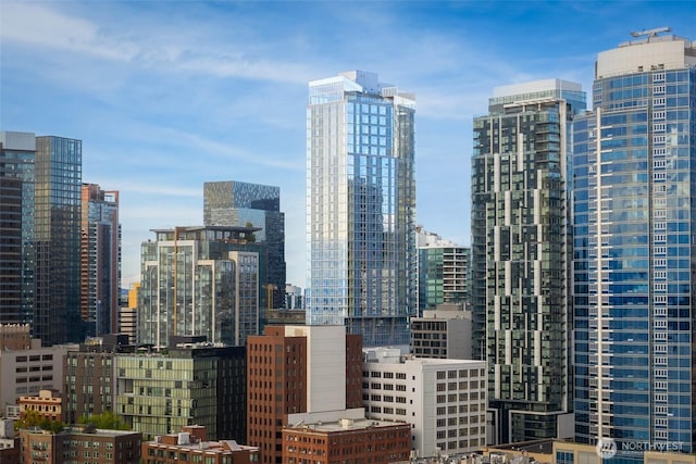 121 Stewart St Unit 2807, Seattle, WA 98101 - view of city skyline
