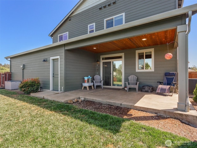 904 E Tanoak Ave, La Center, WA 98629 - back of house featuring a patio and a yard