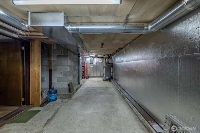 2684 Cedar Crst, Leavenworth, WA 98826 - hall with concrete floors and strapped water heater
